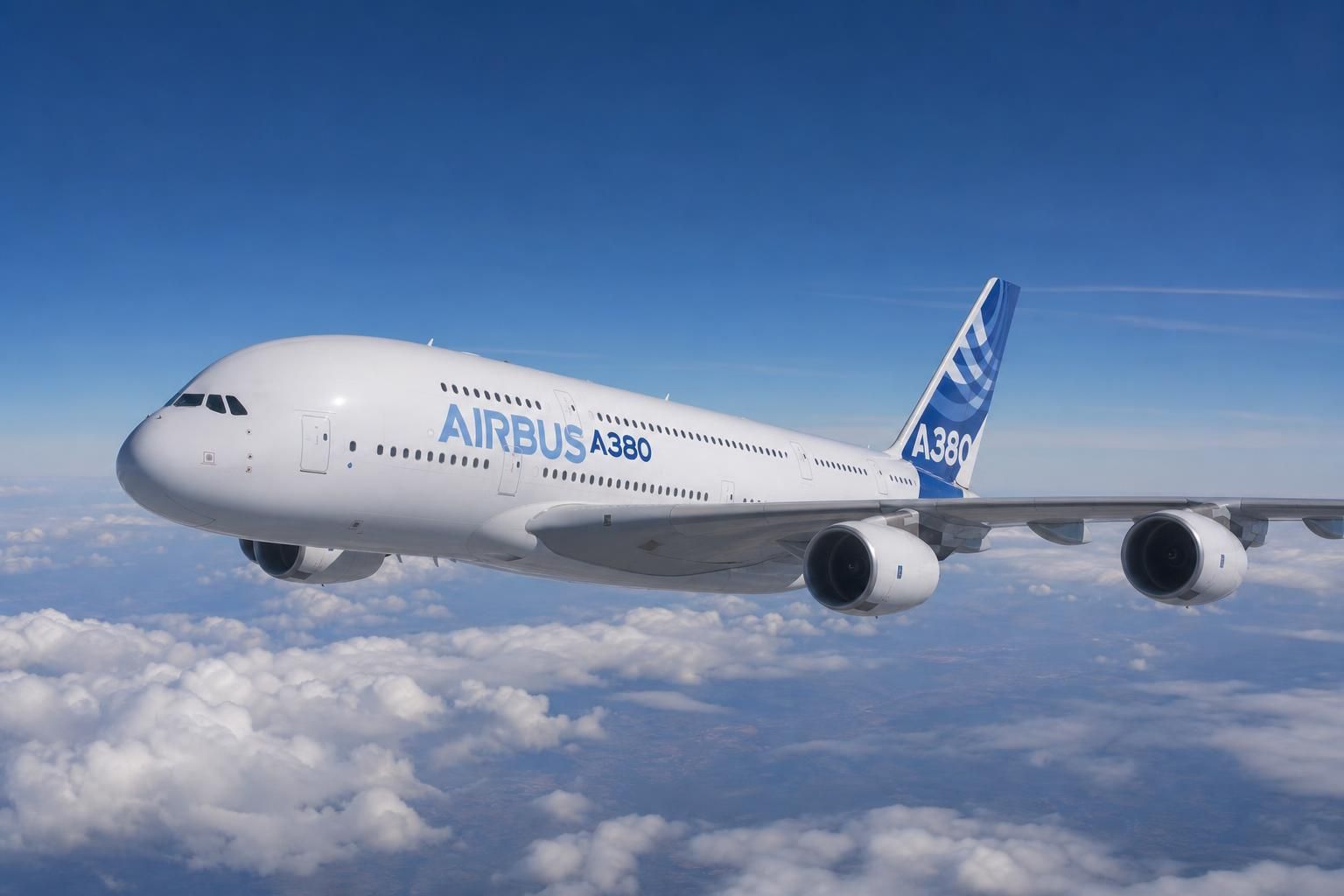 objevte airbus a380, obří krále nebes, jeho technologii, pohodlí a význam v leteckém průmyslu.
